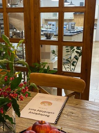 Pamatujete, jak jsem v textu o kurzu s Marike psala, jak se v týdnu před kurzem v mém domě vždycky něco porouchá? Tak při...